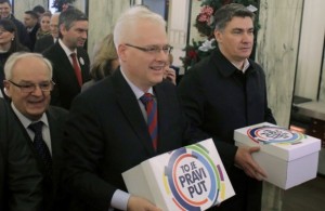 Milanović Josipović - s potpisima