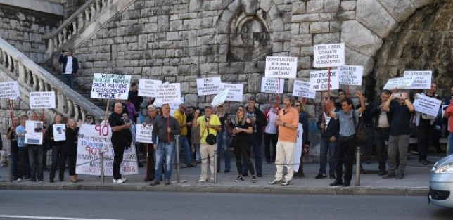 UDRUGA VERONIKA VERE - PROSVJED PROTIV KORUPCIJE U PRAVOSUĐU - RIJEKA 1